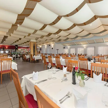 Restaurant Bric Guest house Dekani