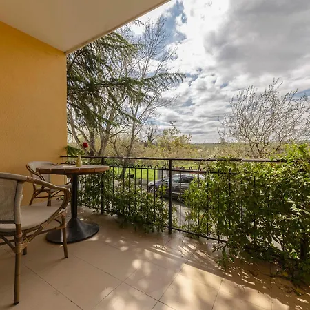 بيت ضيافة Restaurant Bric Dekani