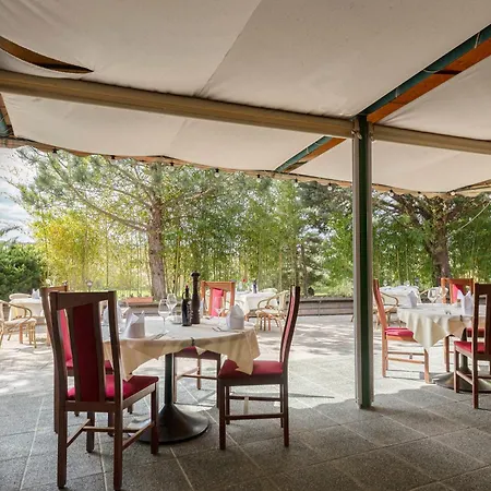 Restaurant Bric Guest house Dekani