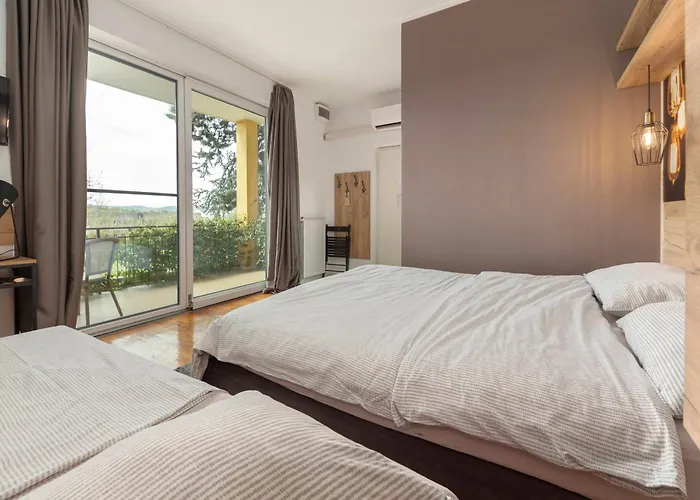 Restaurant Bric 3* Dekani